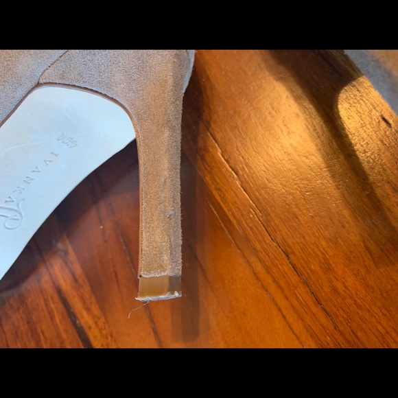 Ivanka Trump Beige suede ankle booties - Picture 7 of 8